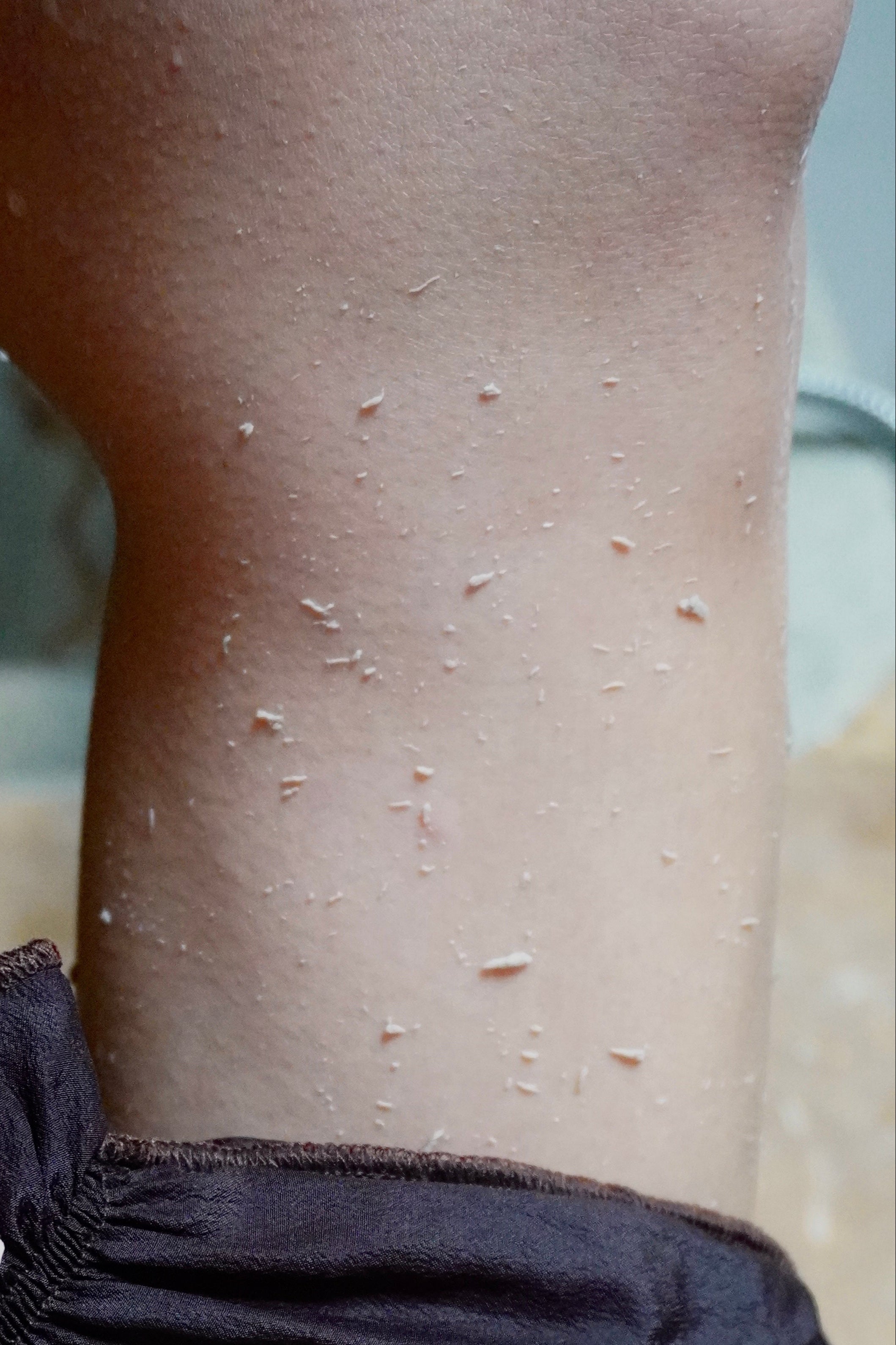 KIT EXFOLIACIÓN (Guante exfoliante + Cepillo en seco)