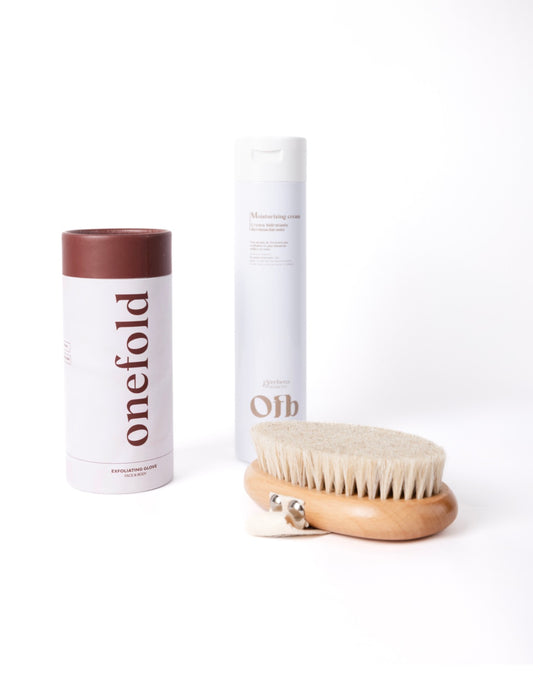 KIT PIEL PERFECTA (Guante + Cepillo + Crema hidratante dermoaclarante)