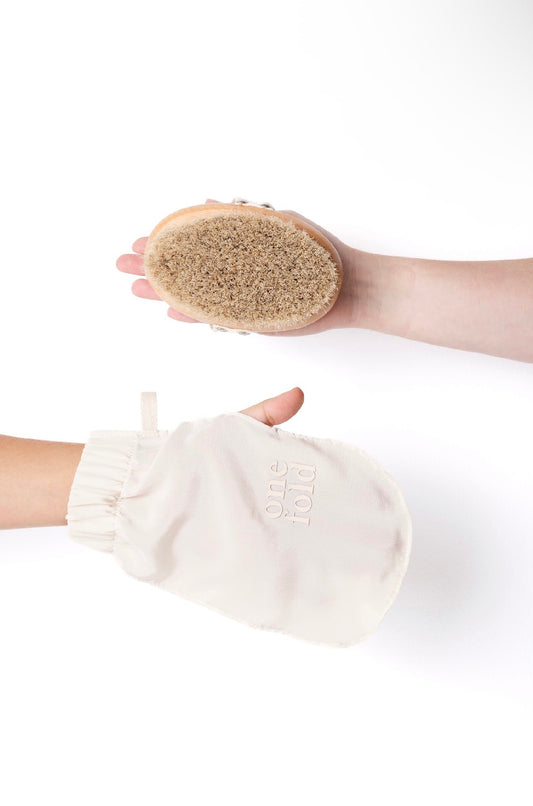 KIT EXFOLIACIÓN (Guante exfoliante + Cepillo en seco)