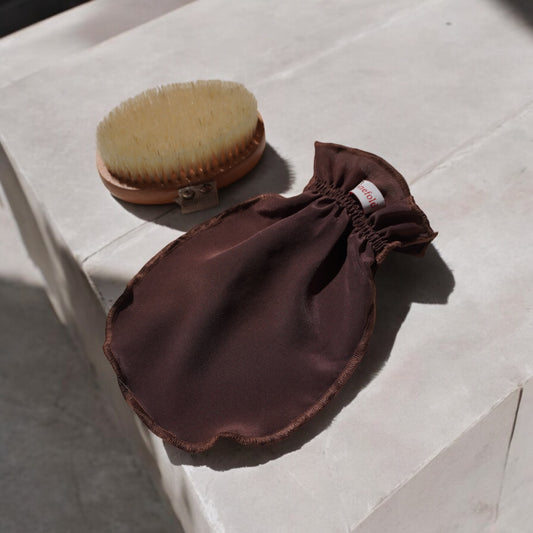 KIT EXFOLIACIÓN (Guante exfoliante + Cepillo en seco)