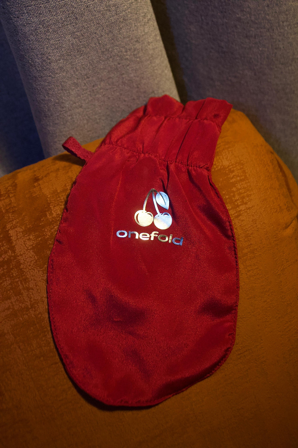 GUANTE CHERRY (edición especial)